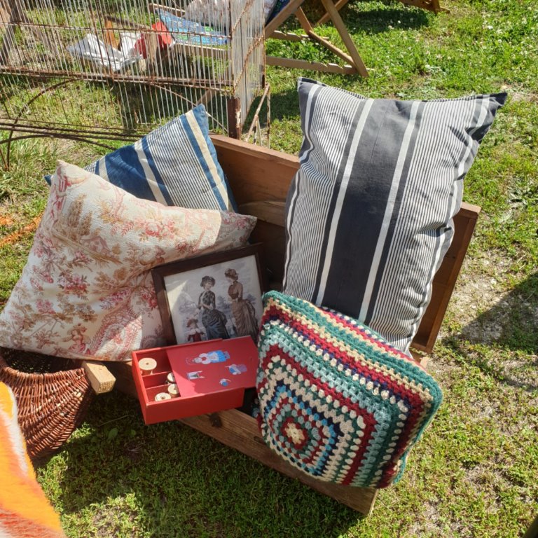 dans-les-armoires-de-nos-grands-meres-brocante-tissu-draps6